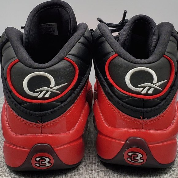 Reebok Question Mid Iverson Boys Size 4 Black/Red G57551 New - Picture 8 of 9